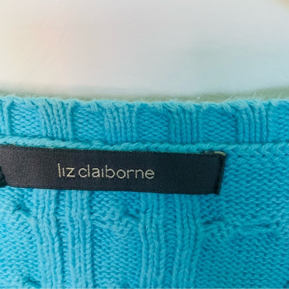 Liz Claiborne sweater, size medium - Picture 2 of 4